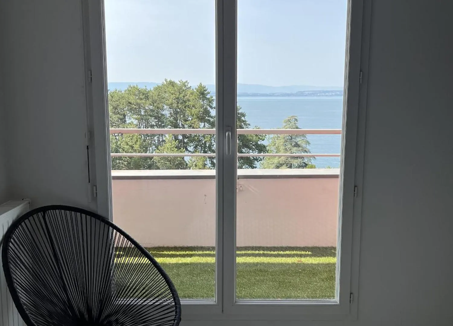 Lejlighed Immodreams - L'Attik With Lake Views And 80M2 Terrace Évian-les-Bains Frankrig