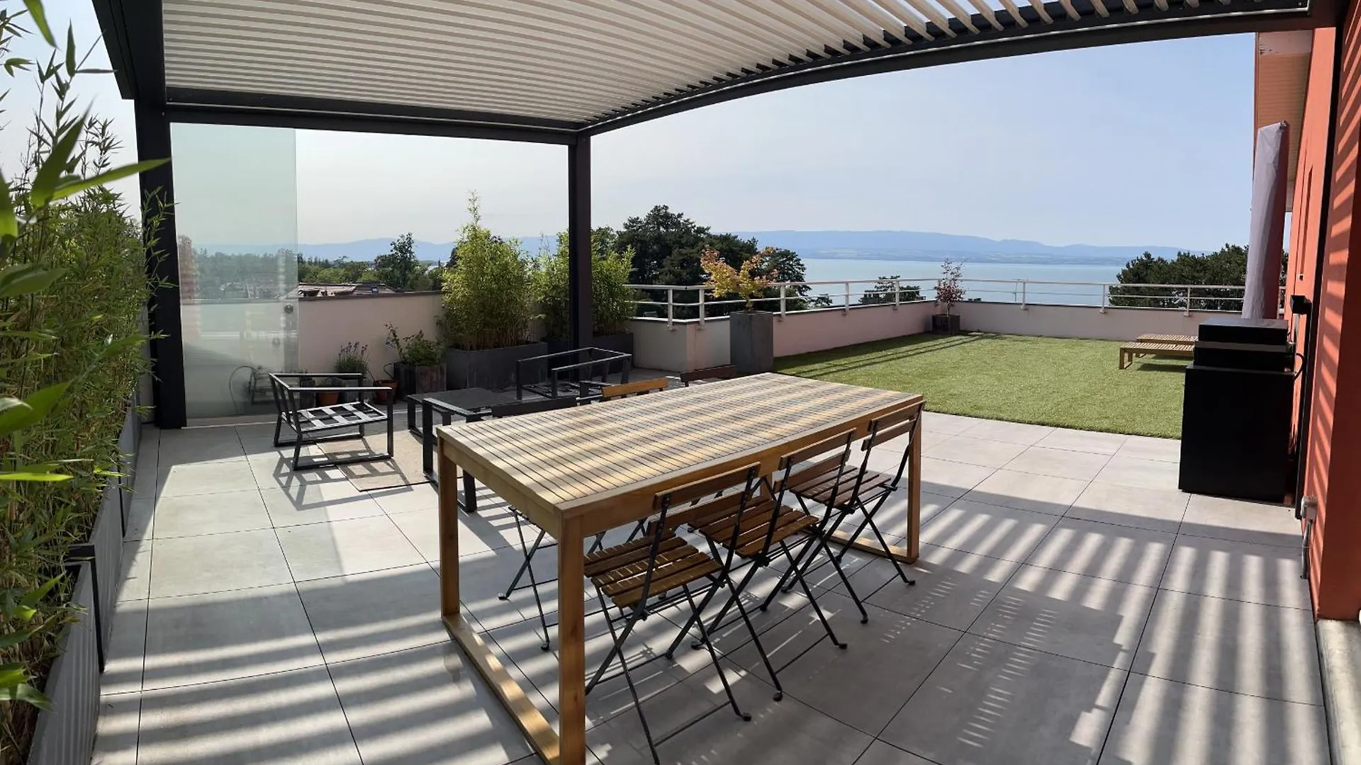 Lejlighed Immodreams - L'Attik With Lake Views And 80M2 Terrace Évian-les-Bains